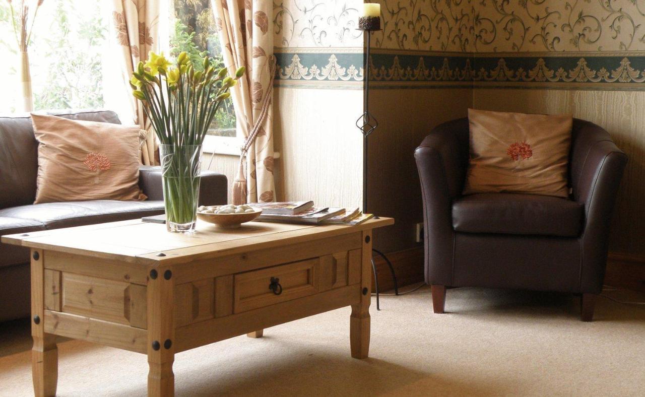 Astonwood Hotel Llandudno Bagian luar foto