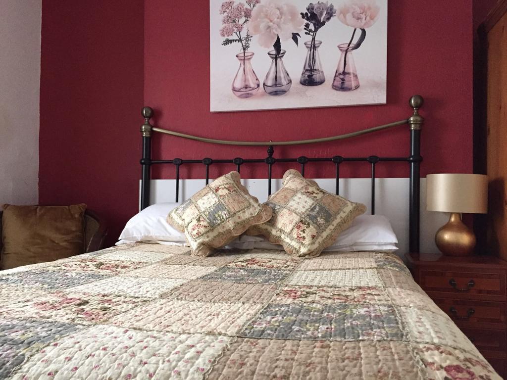 Astonwood Hotel Llandudno Bagian luar foto