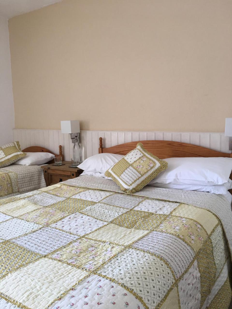 Astonwood Hotel Llandudno Bagian luar foto
