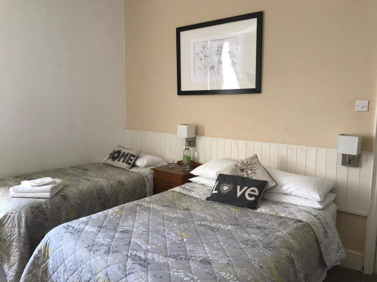 Astonwood Hotel Llandudno Bagian luar foto
