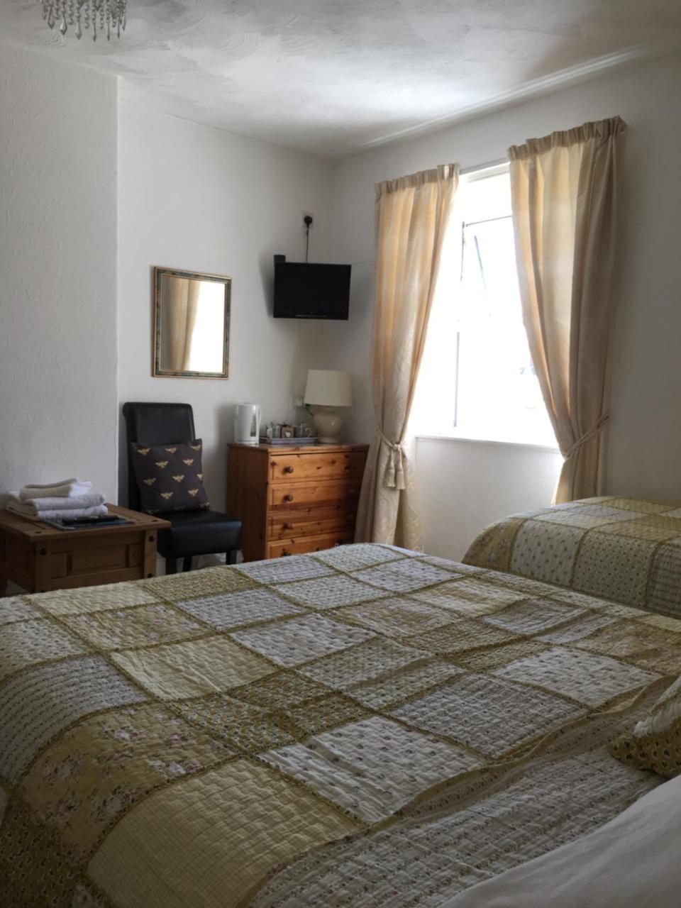 Astonwood Hotel Llandudno Bagian luar foto